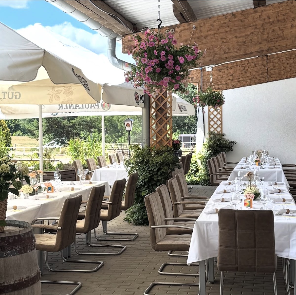 Almrausch - Restaurant & Catering In Hohen Neuendorf